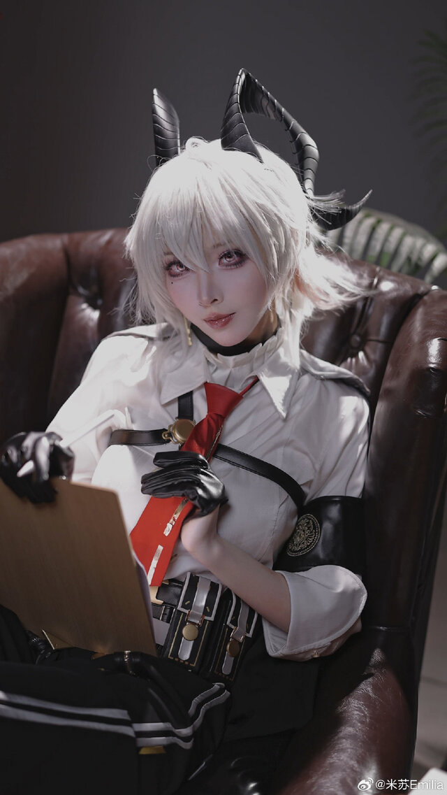 ザンニー／米苏 Emilia（Weibo：米苏 Emilia）