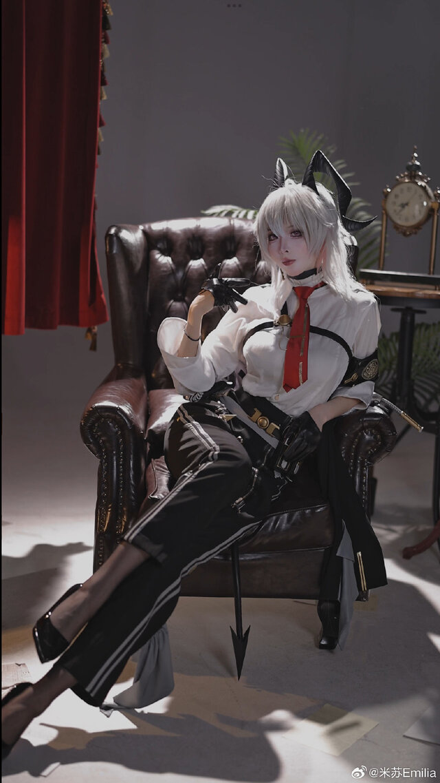 ザンニー／米苏 Emilia（Weibo：米苏 Emilia）