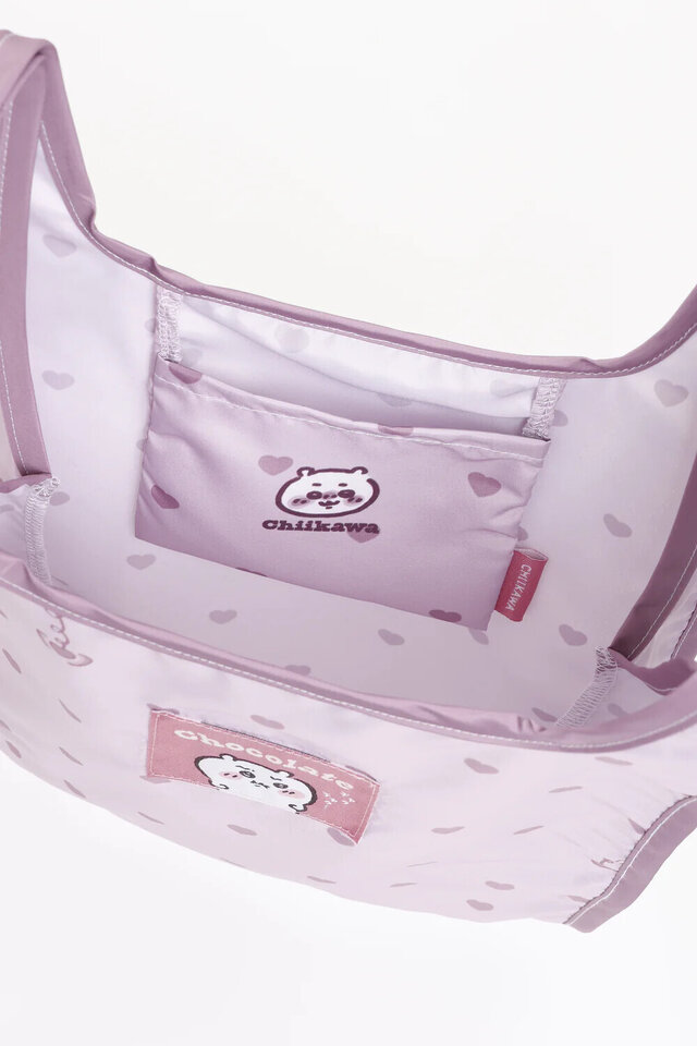 チョコを頬張る「ちいかわ」たちが可愛すぎる…！トーキングヘッズにて、Tシャツやエコバックなど新商品全8種が本日5月23日12時発売