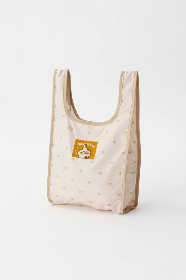 チョコを頬張る「ちいかわ」たちが可愛すぎる…！トーキングヘッズにて、Tシャツやエコバックなど新商品全8種が本日5月23日12時発売