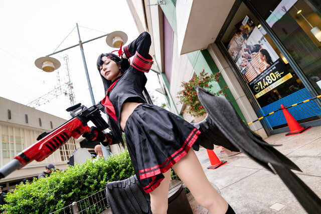 仲正イチカ『ブルーアーカイブ』／えびびちり（X：@EBICHIRI_cos）