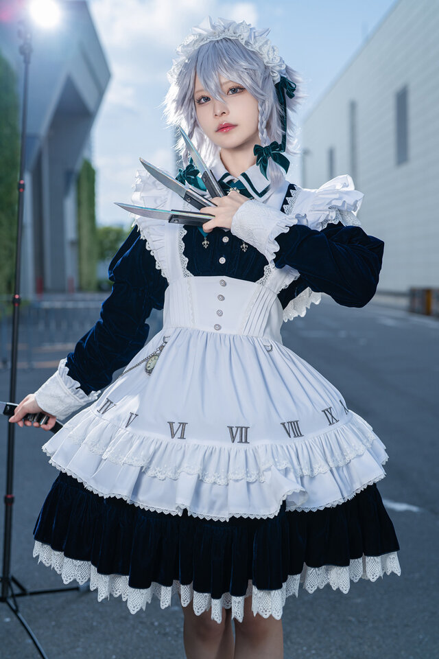 十六夜咲夜／やもはちこ（X：@yamo8cos）
