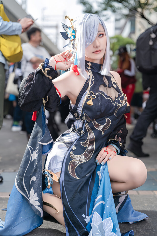 申鶴『原神』／麗羽ましろ（X：@Rei_maa0113）