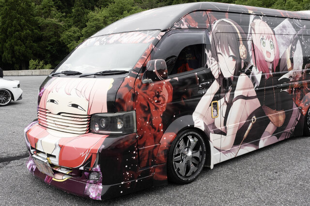 人気ゲーム/アニメ、VTuberまで痛車＆痛バイク総勢150台が集結！キャラクターとクルマへの愛で溢れた奥伊吹を取材【ARCChampionship 2025フォトレポ】