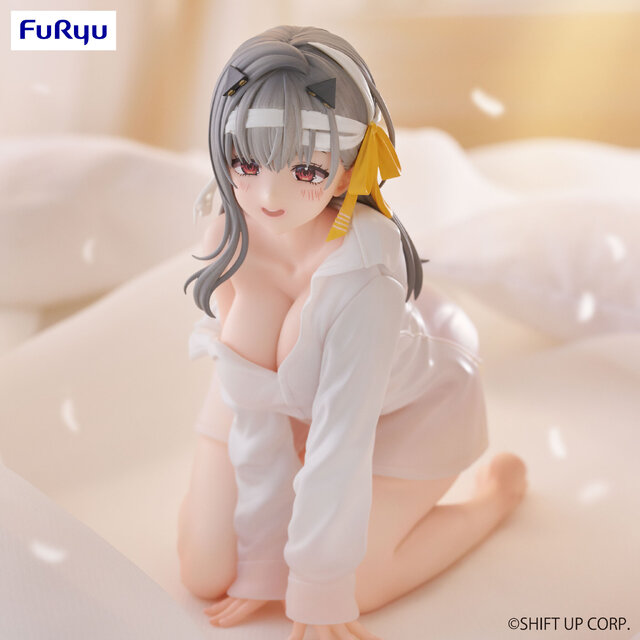 シャツの透け感＆大胆なポーズの破壊力…！『勝利の女神：NIKKE』より「モダニア」ぬーどるストッパーフィギュアがプライズとして順次展開