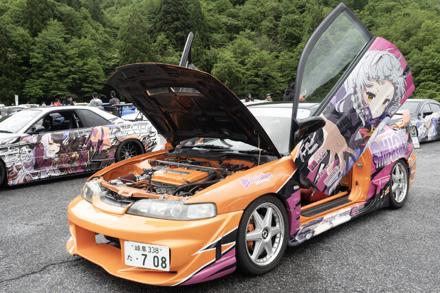 ガルウィングの湊あくあ＆紫咲シオンがイカす！「ホロライブ」「にじさんじ」など奥伊吹に集まったVTuber痛車まとめ【ARCChampionship 2025フォトレポ】