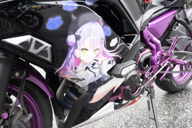 ガルウィングの湊あくあ＆紫咲シオンがイカす！「ホロライブ」「にじさんじ」など奥伊吹に集まったVTuber痛車まとめ【ARCChampionship 2025フォトレポ】