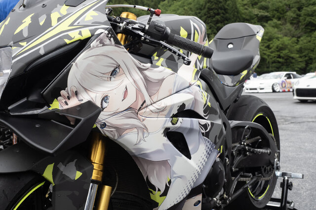 ガルウィングの湊あくあ＆紫咲シオンがイカす！「ホロライブ」「にじさんじ」など奥伊吹に集まったVTuber痛車まとめ【ARCChampionship 2025フォトレポ】