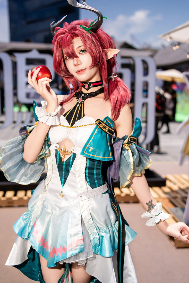 シャコンヌ／四巫日モミ（Instagram：momihi__444）
