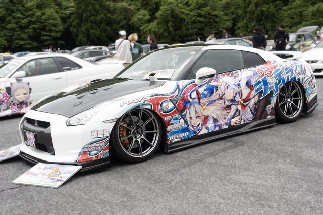 『ウマ娘』オグリキャップ&タマモクロスの痛車が圧巻！マーベラスサンデーやキングヘイローの姿も【ARCChampionship 2025フォトレポ】