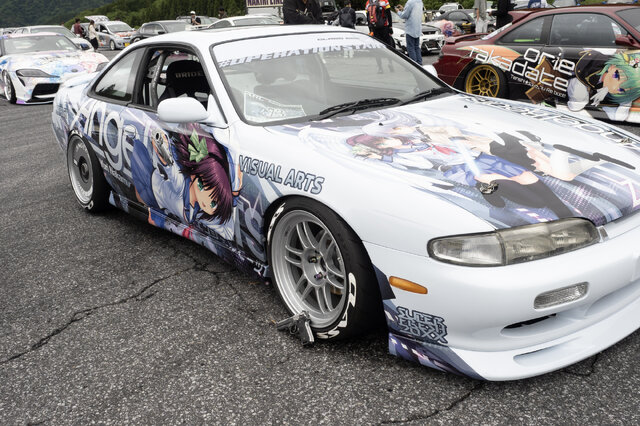 「SPY×FAMILY」「フリーレン」「リコリス」から懐かしの「Angel Beats!」まで！奥伊吹に集った人気アニメの痛車まとめ【ARCChampionship 2025フォトレポ】
