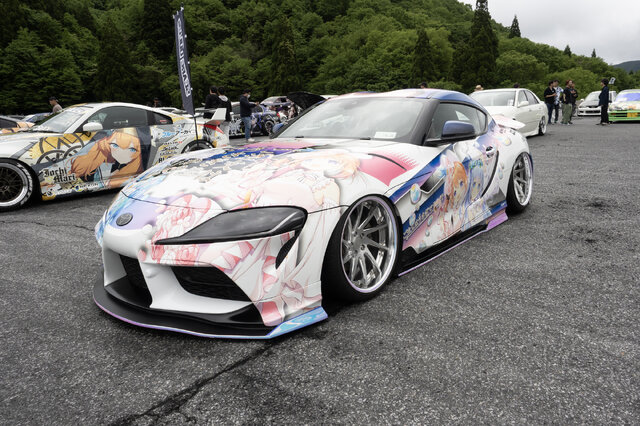 「SPY×FAMILY」「フリーレン」「リコリス」から懐かしの「Angel Beats!」まで！奥伊吹に集った人気アニメの痛車まとめ【ARCChampionship 2025フォトレポ】