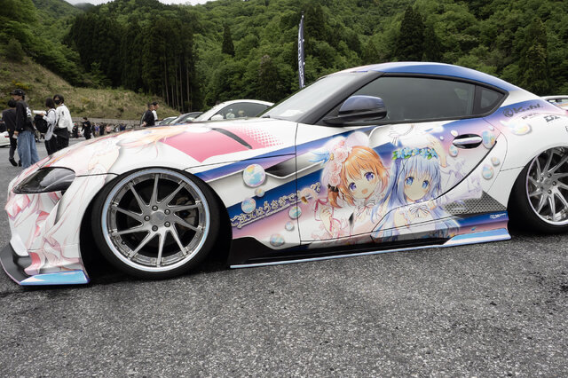 「SPY×FAMILY」「フリーレン」「リコリス」から懐かしの「Angel Beats!」まで！奥伊吹に集った人気アニメの痛車まとめ【ARCChampionship 2025フォトレポ】