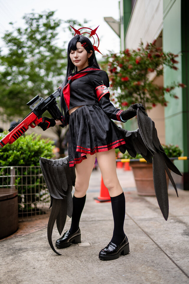 仲正イチカ『ブルーアーカイブ』／えびびちり（X：@EBICHIRI_cos）