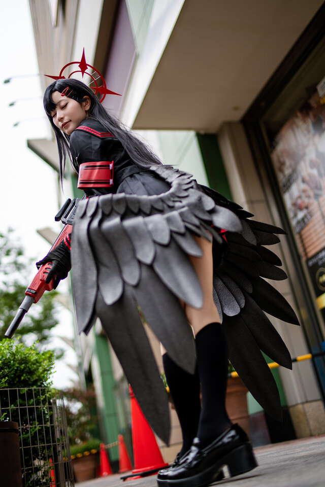 仲正イチカ『ブルーアーカイブ』／えびびちり（X：@EBICHIRI_cos）
