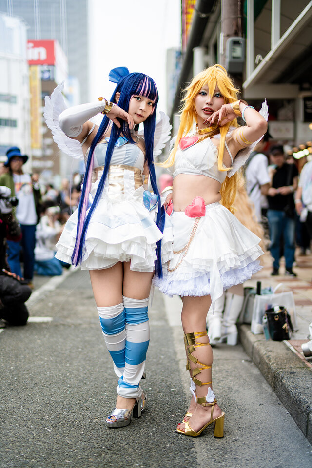 パンティ：ことり。（X：@ktrmr0114）、ストッキング：やよっぺ（X：@yayo_cos）