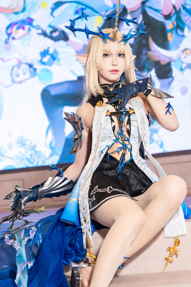 フルールドリス／箱ネコ（X：@hakonyanya）