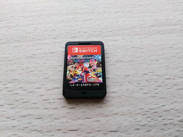 スイッチ2のゲームカードは、初代と比較してどれくらい苦いのか？ 一週間舐め続けて徹底比較【本体買えませんでした】