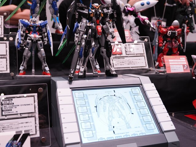 大迫力の「ガンダムバルバトス」から、ひっそり紛れていた「ずんだどん」まで見所目白押し！今年は展示スペースも拡大【八展2025フォトレポート】