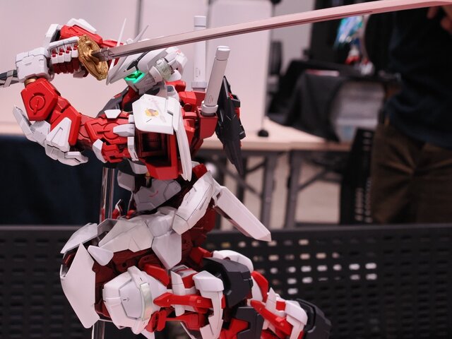 大迫力の「ガンダムバルバトス」から、ひっそり紛れていた「ずんだどん」まで見所目白押し！今年は展示スペースも拡大【八展2025フォトレポート】