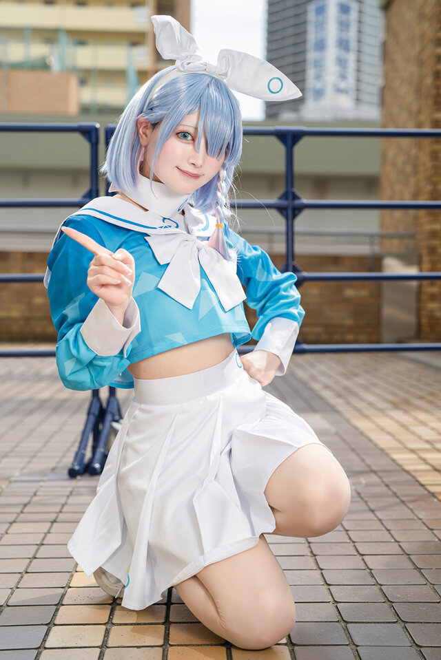 アロナ『ブルーアーカイブ』／みなとみら（X：@tehslu_cosab_xx）