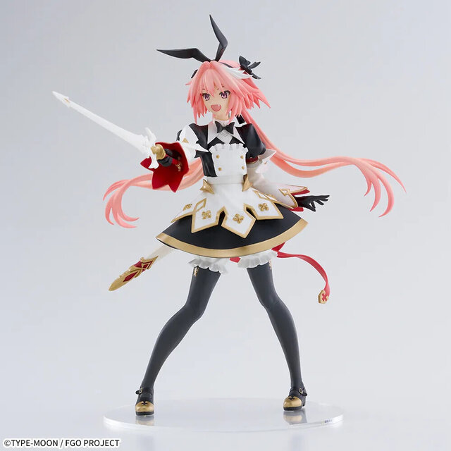 『FGO』より「セイバー/アストルフォ」フィギュアがプライズ展開！金の縁やフリルをこだわり造形、剣と鞘付きの豪華仕様