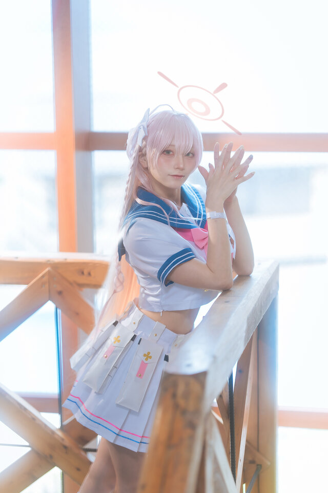 浦和ハナコ『ブルーアーカイブ』／えびびちり（X：@EBICHIRI_cos）、撮影： あいなめ（X：@HokkeIllust）