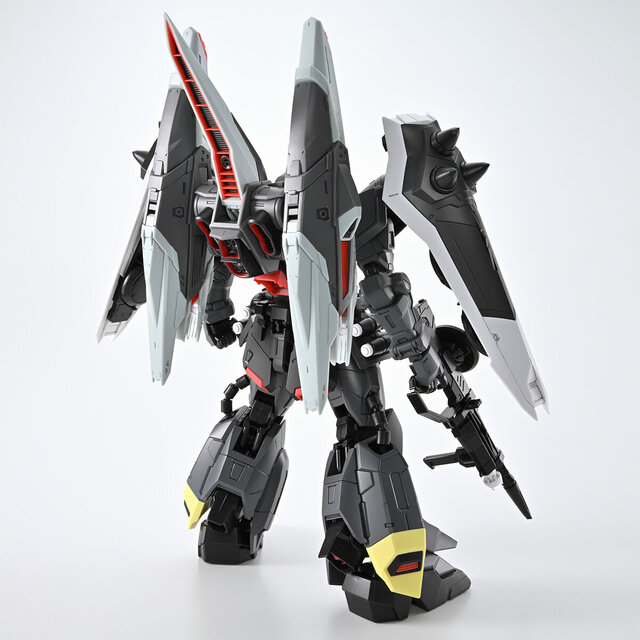 ガンダムSEEDシリーズから「ブレイズザクファントム（ディアッカ専用機）」がMGガンプラ化！グレーと黒のツートンカラーがクール