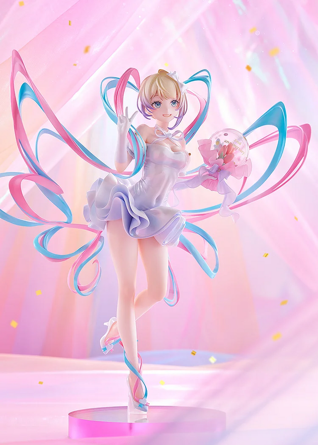 パーティドレスの「超てんちゃん」が最高に可愛い！いたずらっぽい笑顔にドギマギ
