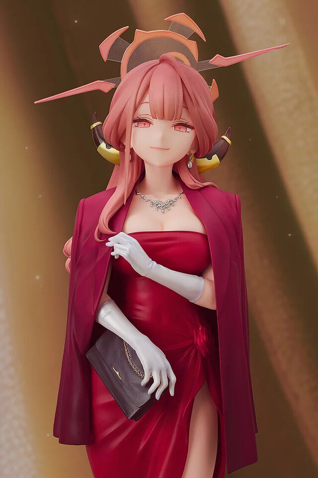 気品とセクシーさあふれる！『ブルアカ』より「アル（ドレス）」が予約受付中―ジャケットは着脱可能で色気たっぷり