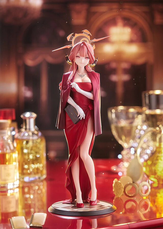 気品とセクシーさあふれる！『ブルアカ』より「アル（ドレス）」が予約受付中―ジャケットは着脱可能で色気たっぷり