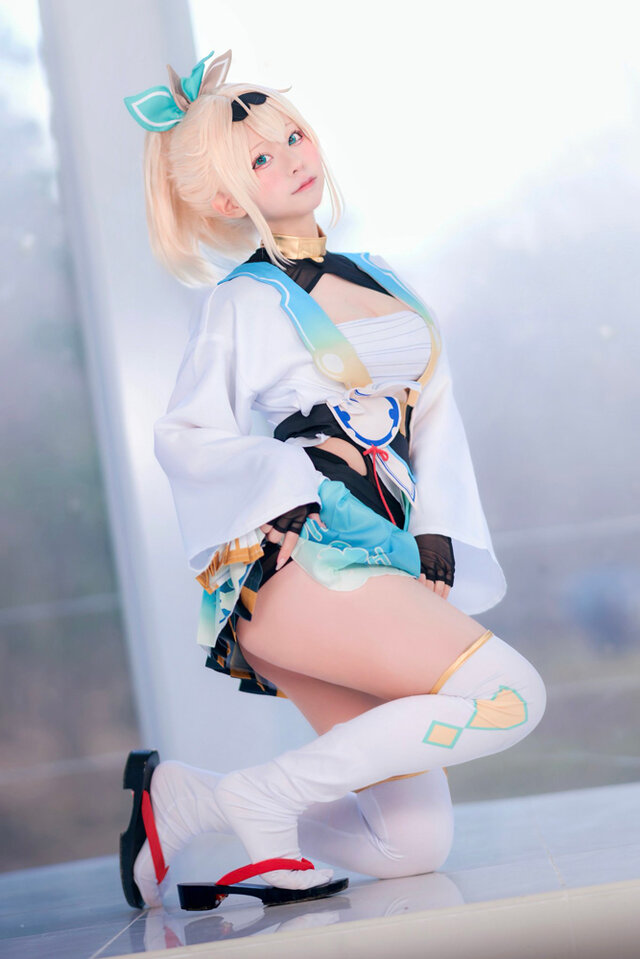 しほな（X：@shihonana_）、撮影：こへ（X：@Kohe_portrait）