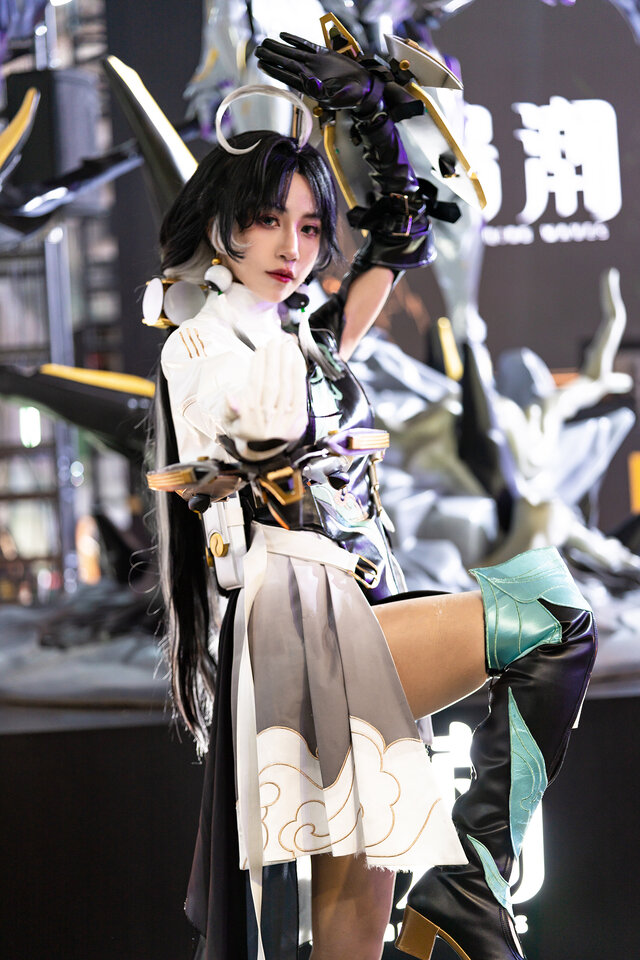 鑑心『鳴潮』／伊登Idun（Instagram：yuiyui331_cos）