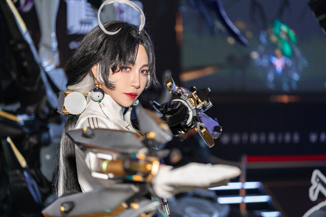 鑑心『鳴潮』／伊登Idun（Instagram：yuiyui331_cos）