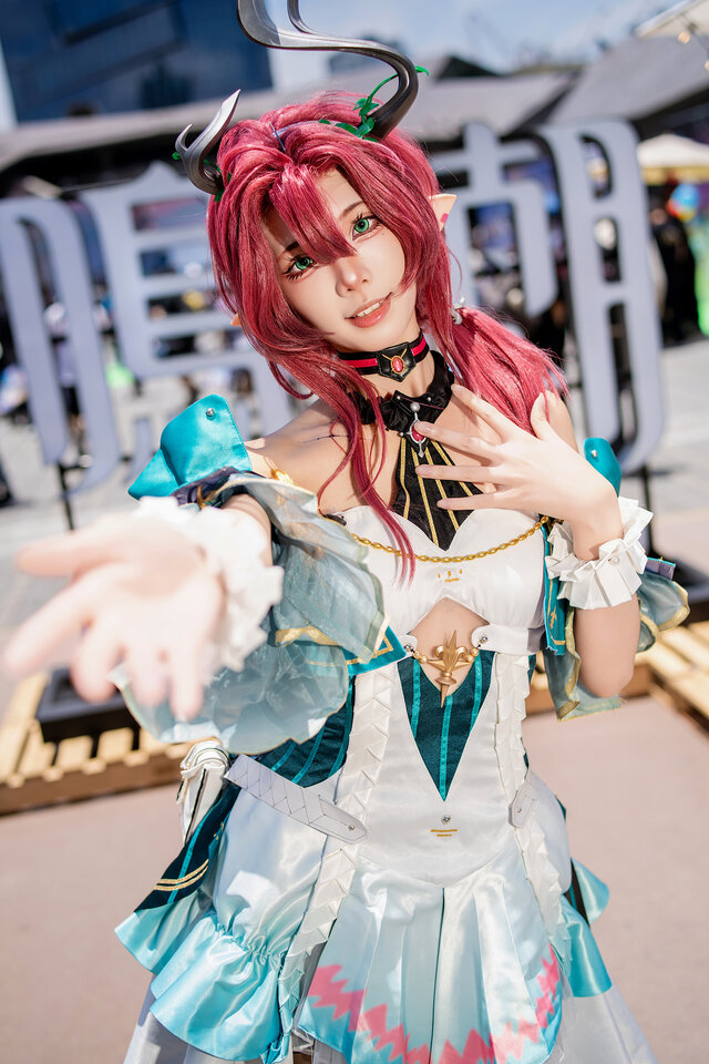 シャコンヌ／四巫日モミ（Instagram：momihi__444）