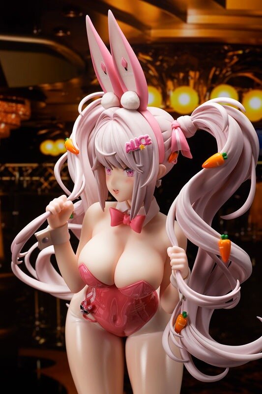 キュート&セクシーさあふれる…『勝利の女神：NIKKE』より「アリス：ワンダーランドバニー」が迫力のボリュームで立体化
