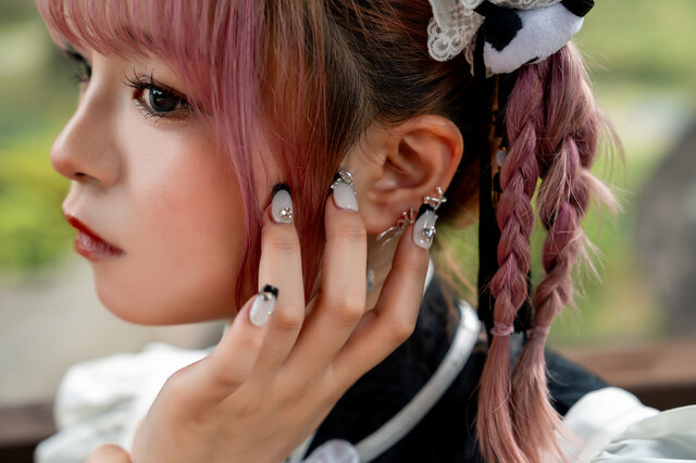 茉白すふれ（X：@ros_rin1017）、衣装：Epetce（X：@epetice）