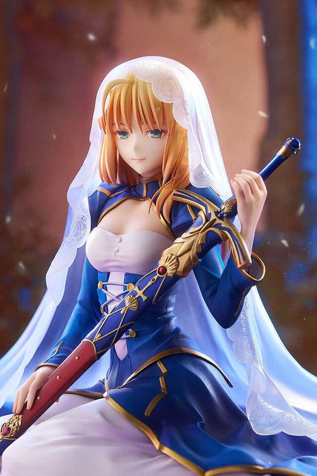 聖剣を抱えた姿が神々しい……！『Fate/stay night』原点の物語「Garden of Avalon」より、セイバーがスケールフィギュア化