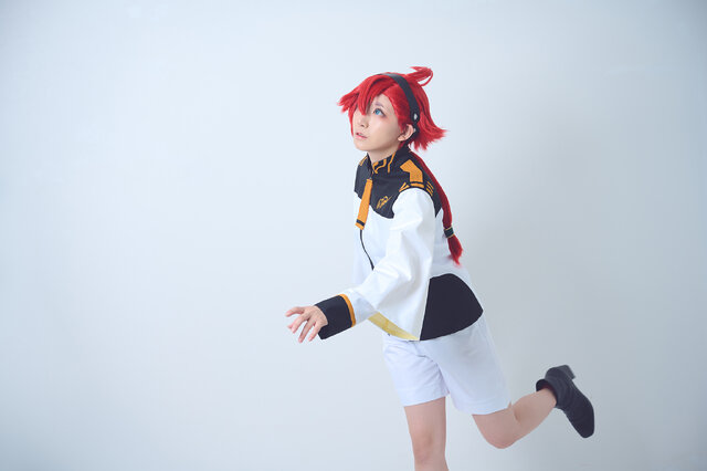 スレッタ・マーキュリー「機動戦士ガンダム 水星の魔女」／中野べこ（X：@bacon1007cos2nd）、撮影：ダリ（X：@dali_cameko）