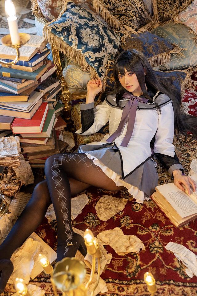 暁美 ほむら「魔法少女まどか☆マギカ」／まひる（X：@mahiru_no_ohiru）、撮影：あーちゃん.（X：@a_chan_dao）