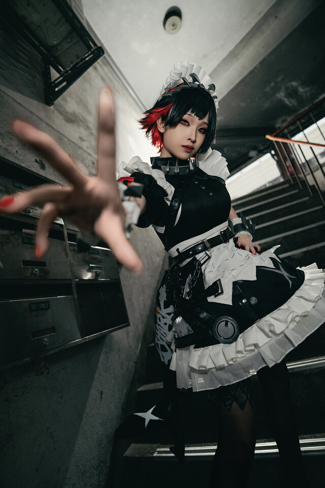 エレン・ジョー『ゼンレスゾーンゼロ』／小楠（X：@Naaamuumm、Instagram：naaaaaaam_cos2023）