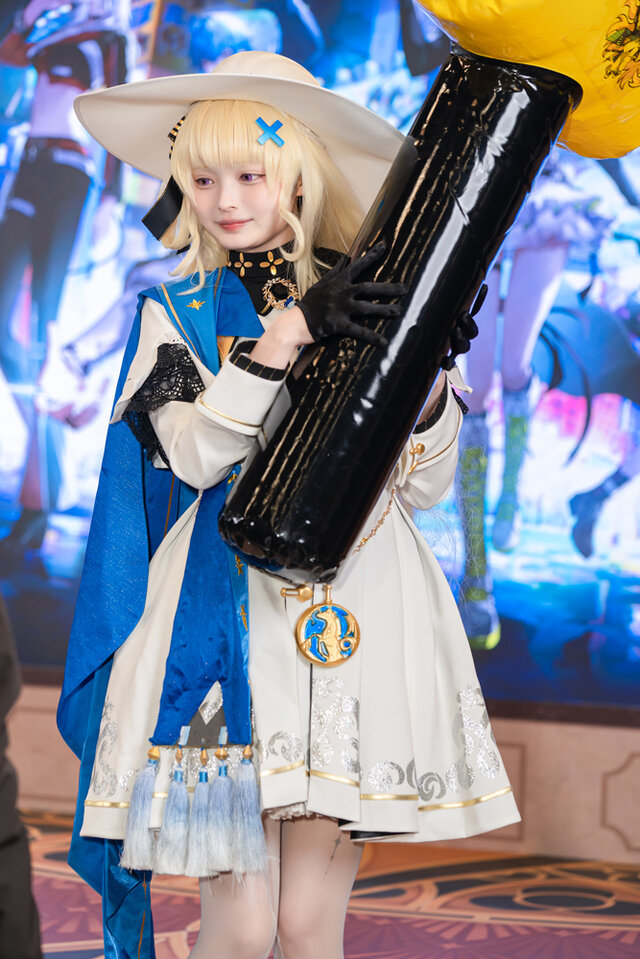 フィービー／すずら（X：@suzuran_ro）