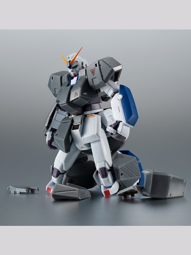 ポケットの中の戦争より「ROBOT魂 ガンダムNT-1」がチョバム・アーマー装備で一般販売！アーマーは部位毎に着脱可能