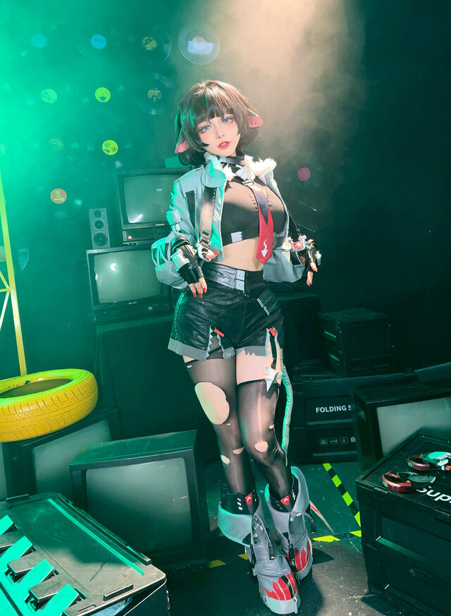 ジェーン／六二二同学（X：@sixtutu622）
