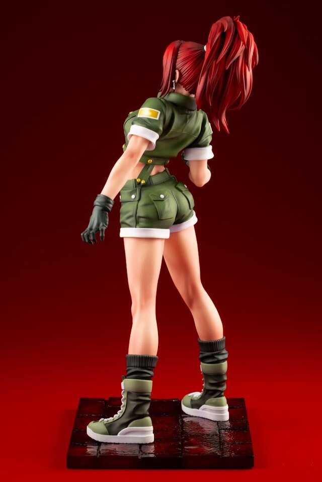 『KOF』より「覚醒レオナ」が山下しゅんや氏の描きおろしで立体化！狂気の表情や深紅の髪、全体の影塗装でただならぬ雰囲気に