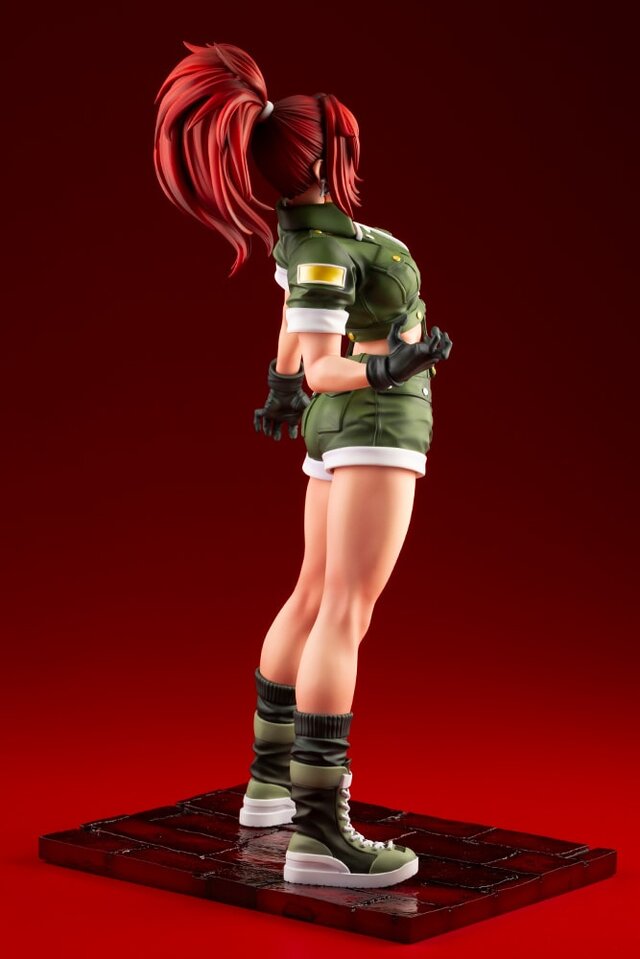 『KOF』より「覚醒レオナ」が山下しゅんや氏の描きおろしで立体化！狂気の表情や深紅の髪、全体の影塗装でただならぬ雰囲気に