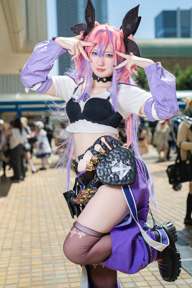 綺々羅々ヴィヴィ「ホロライブ」／黒守ねお（X：@Luxaky920）
