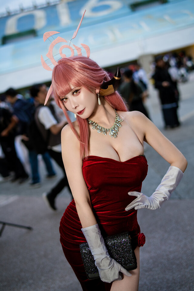 陸八魔アル『ブルーアーカイブ』／小律（Instagram：ritsuoxo、X：@ritsu_OxO）