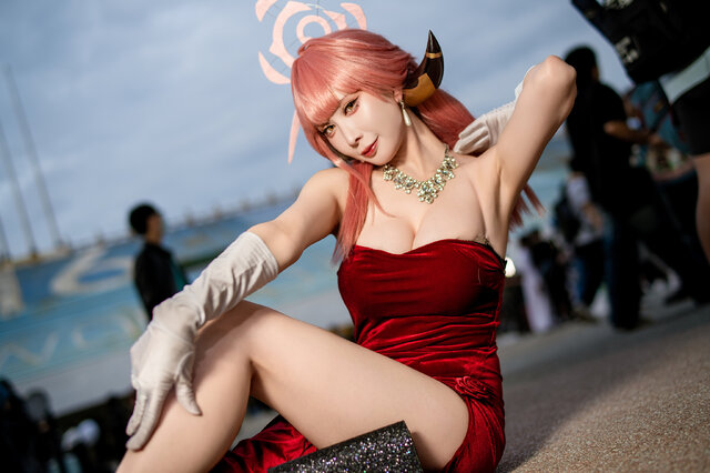 陸八魔アル『ブルーアーカイブ』／小律（Instagram：ritsuoxo、X：@ritsu_OxO）