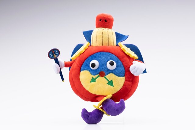 “ニブイチ”で鳴らない目覚まし…「遊戯王」城之内の切り札「時の魔術師」が音声ギミック付きぬいぐるみ化！即決モードを搭載し、お出かけ先でも活躍